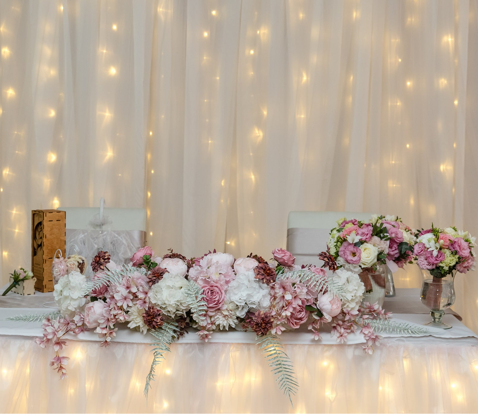 Főasztal dekoráció - bérléssel