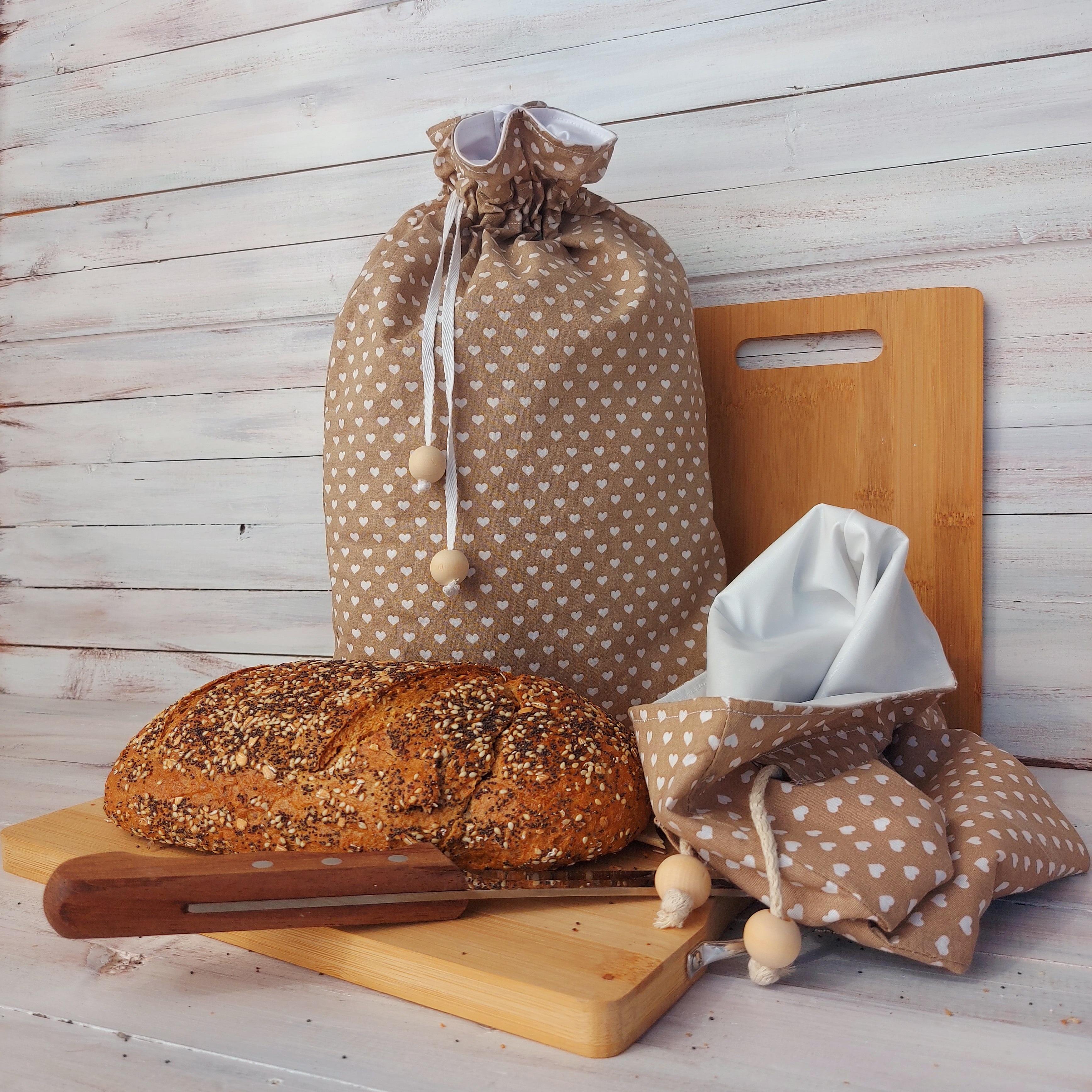 Frissen tartó Kenyeres Zsák