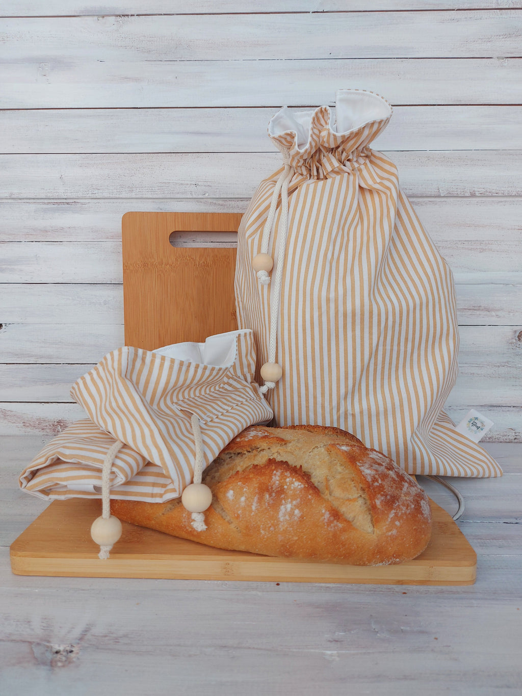 Frissen tartó Kenyeres Zsák