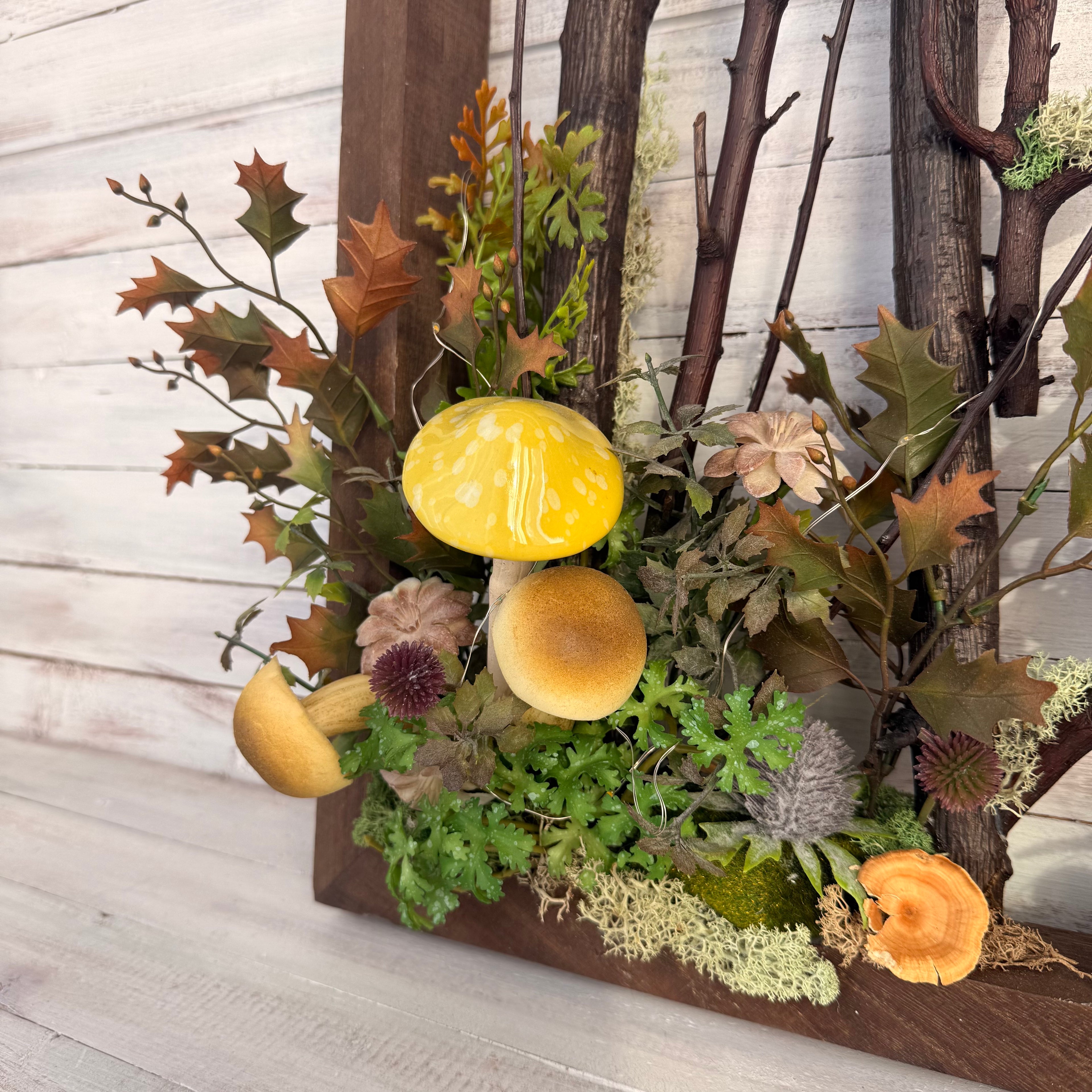 LED-es Falidekoráció " Titkos kert"– Hangulatvilágítás lakásba